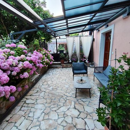 Vacation House Orange Вели-Лошинь Экстерьер фото
