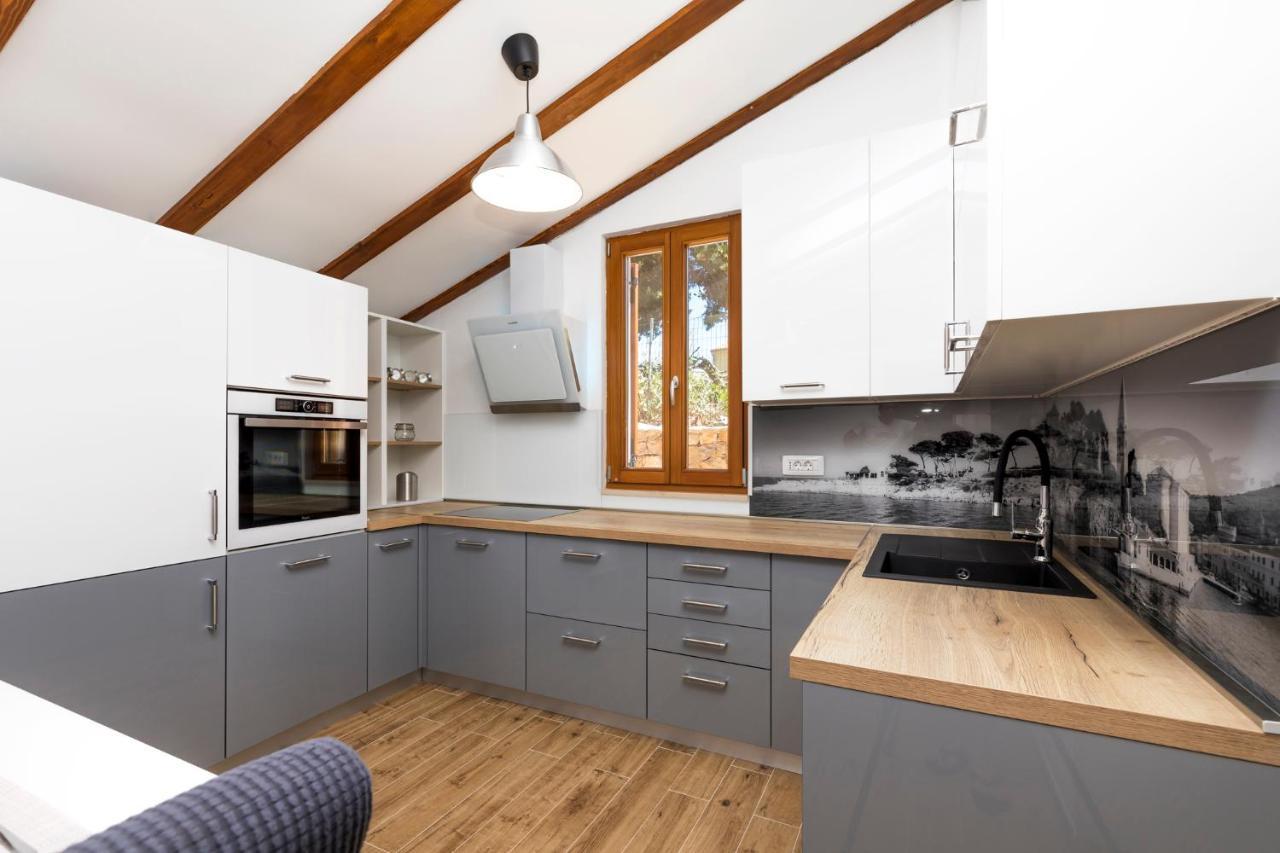 Vacation House Orange Вели-Лошинь Экстерьер фото